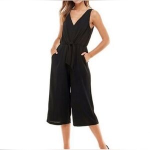 AS U WISH Juniors V-Neck Knotted Front‎ Black Jumpsuit Gaucho Wide Legs Small